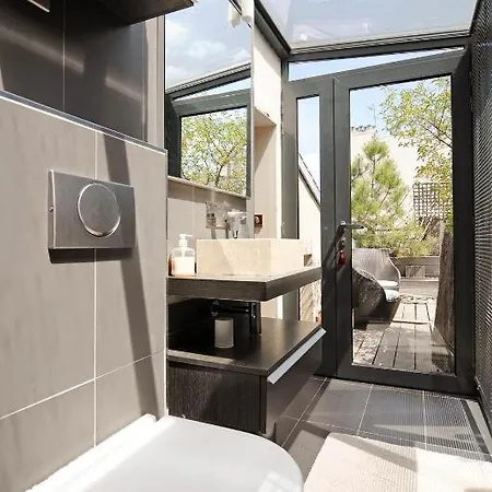 Apartman 5br Lovely Jacuzzi&terrace - What'app - 0034-635-518-057 - For Reservations!